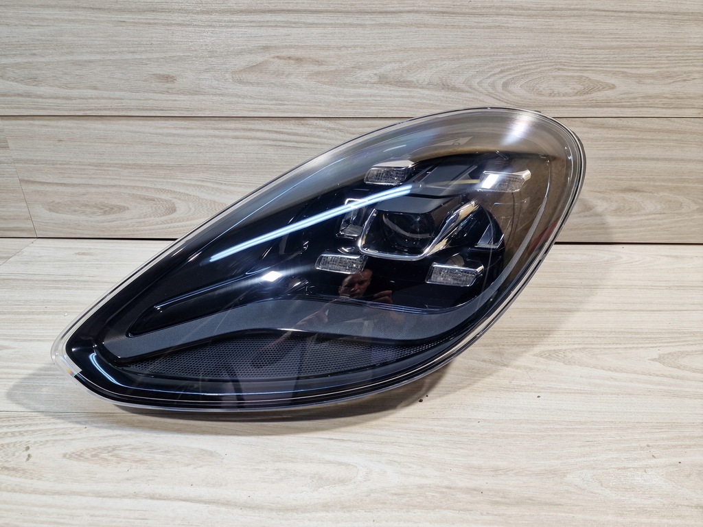 фото №1, Porsche panamera 971 16- лампа full led левая
