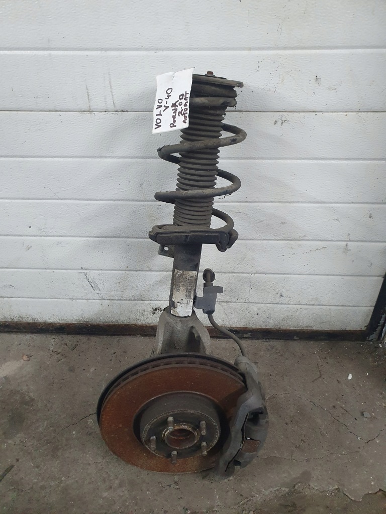 фото №1, Амортизаторна стійка поворотний кулак правий volvo v40 2.0t автоматична коробка передач