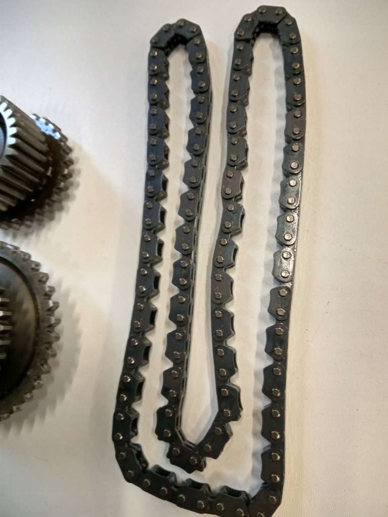 Купити Грм ланцюг болт шестерня напрямна mercedes 3.0 450 eq-boost 367 km