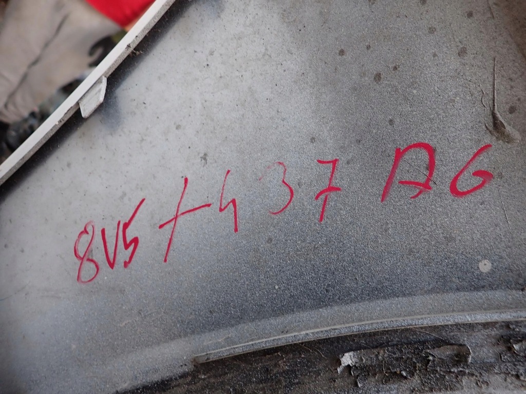 фото №11, Audi rs3 rs 3 iii 3 8v sedan lift 17-20 бампер перед передний sprysk pdc