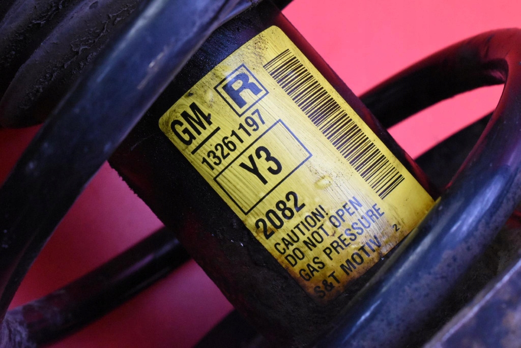 фото №7, Амортизатор правий перед 13261197 chevrolet orlando 1 i 1.8 16v 141 km 10-15