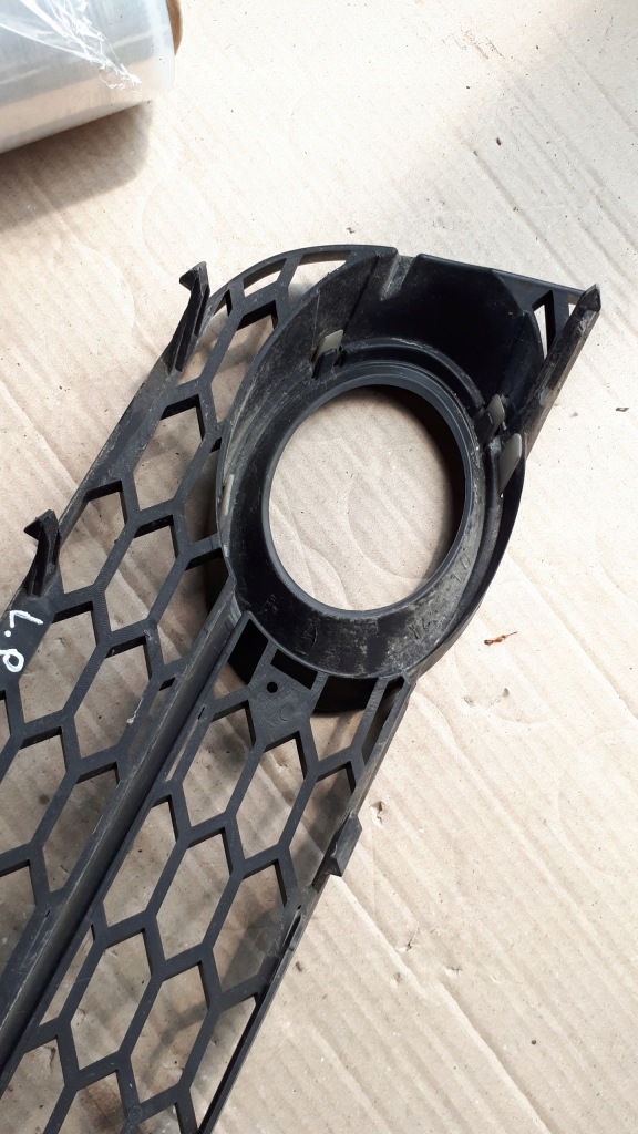 Купить A5 8t решётка бампера левый перед rs plaster соты