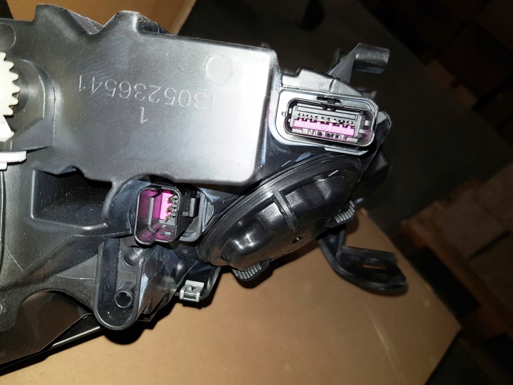 фото №16, Фара renault fluence правий хром 260105585r