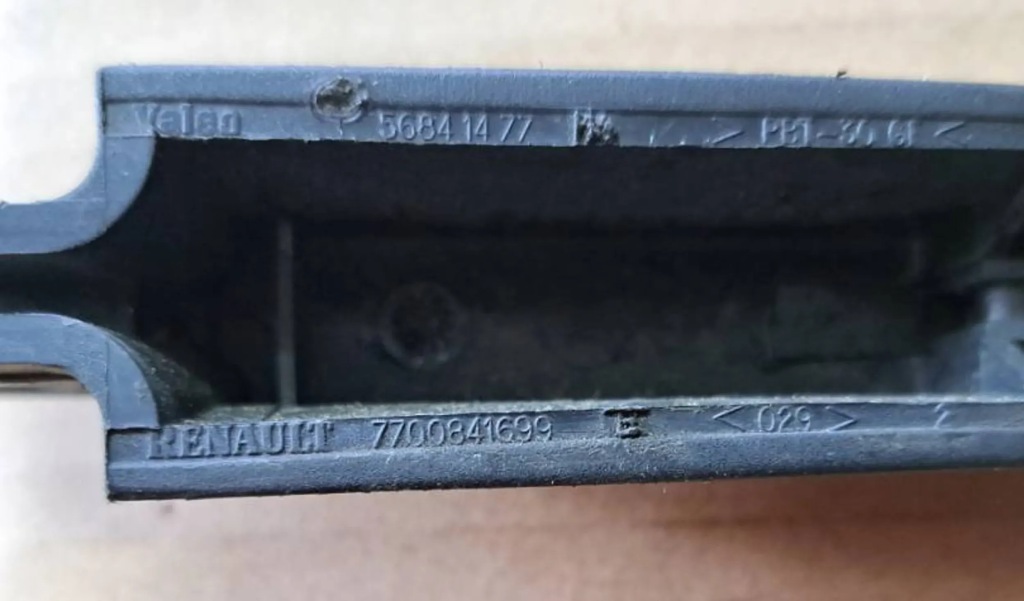 фото №4, Renault scenic i рычаг дворники задняя