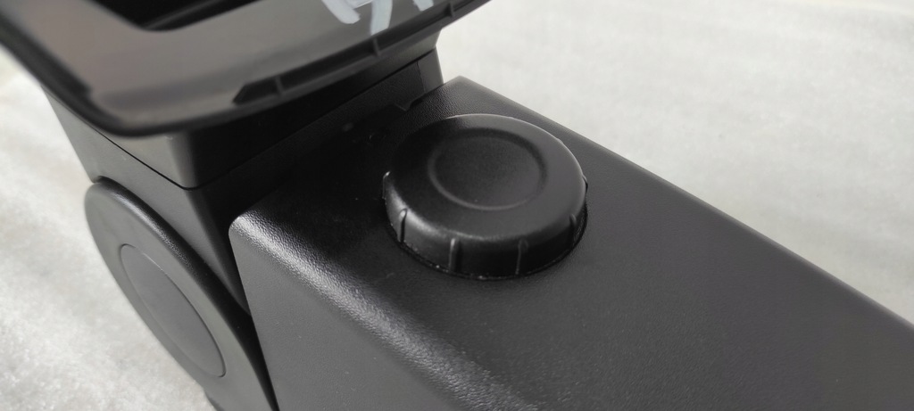 фото №7, Mazda cx-3 підлокітник оригінал d09vv0630 2017 rok