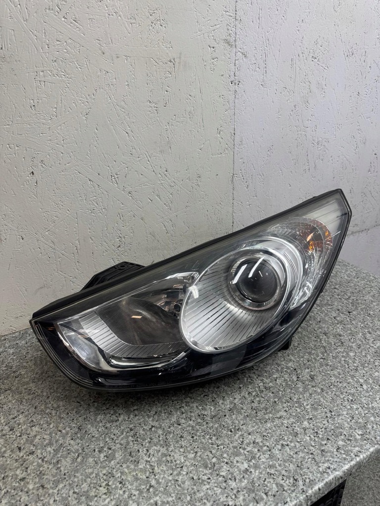 фото №1, Лампа лівий перед hyundai ix35 2010-2015 92101-2y