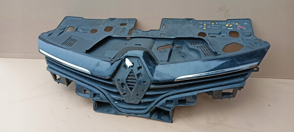 фото №2, Решітка радіатора решітка радіатора renault clio iv 4 622563184r оригінал