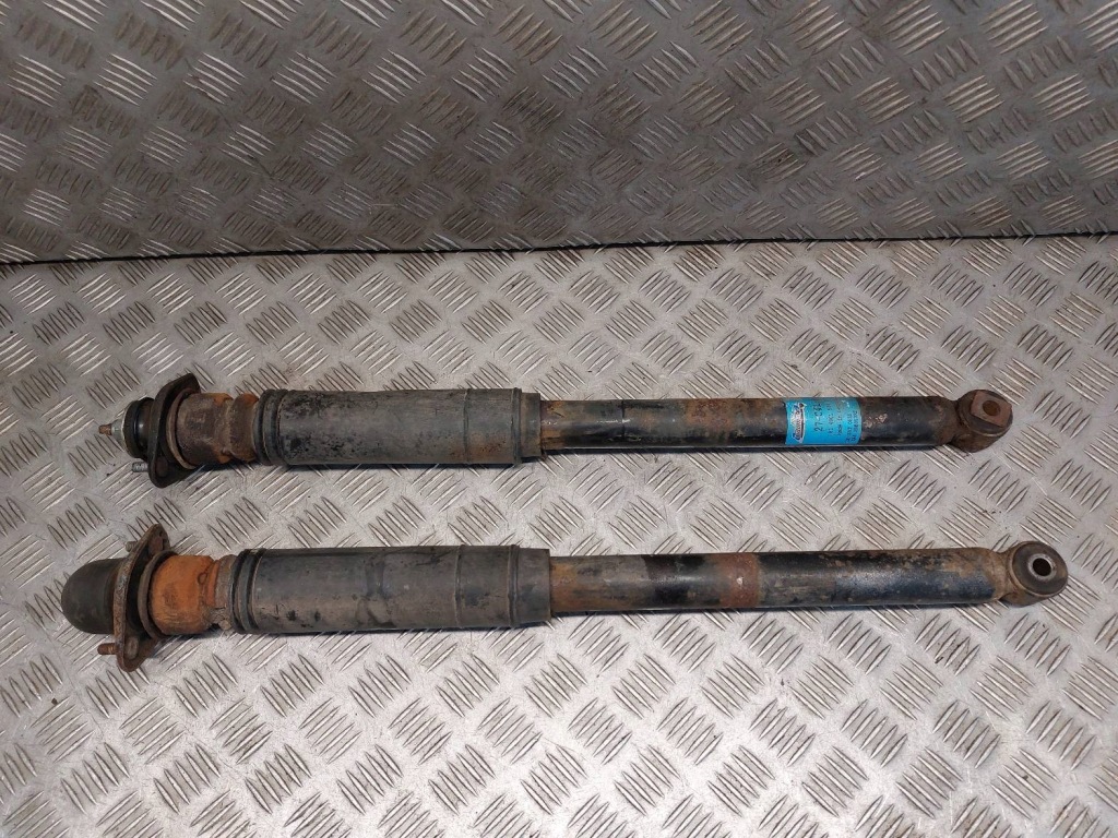 Купить Амортизатор левый + правый задний  bmw e36 coupe