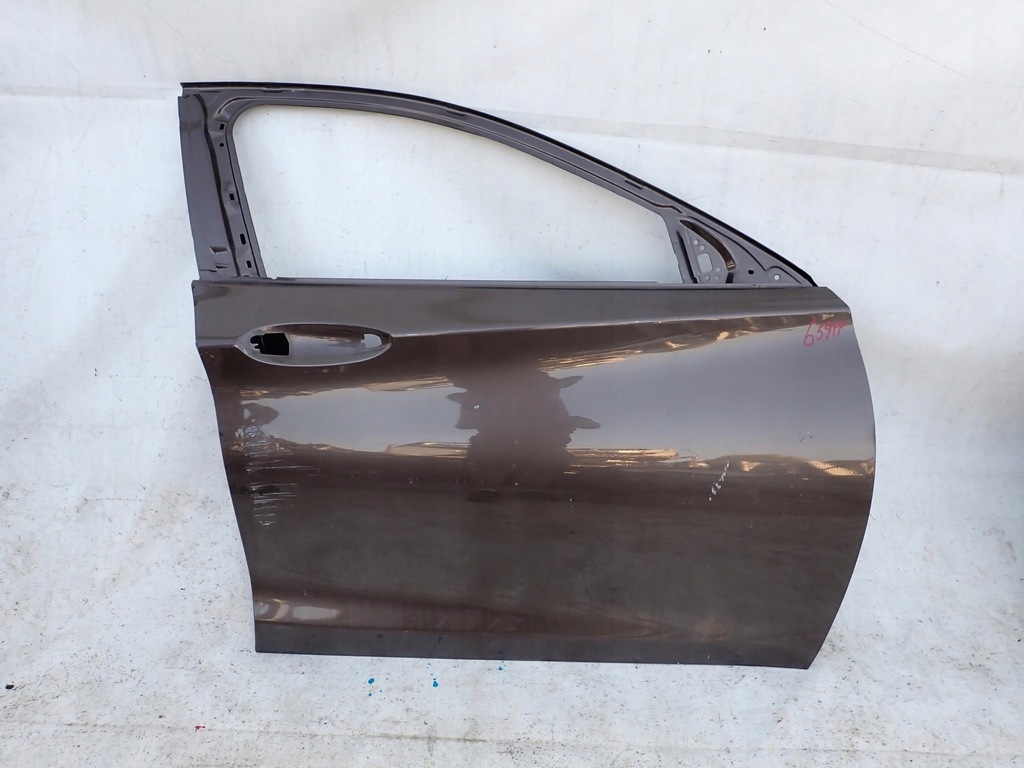 фото №1, Infiniti q30 15- дверь правое перед передние