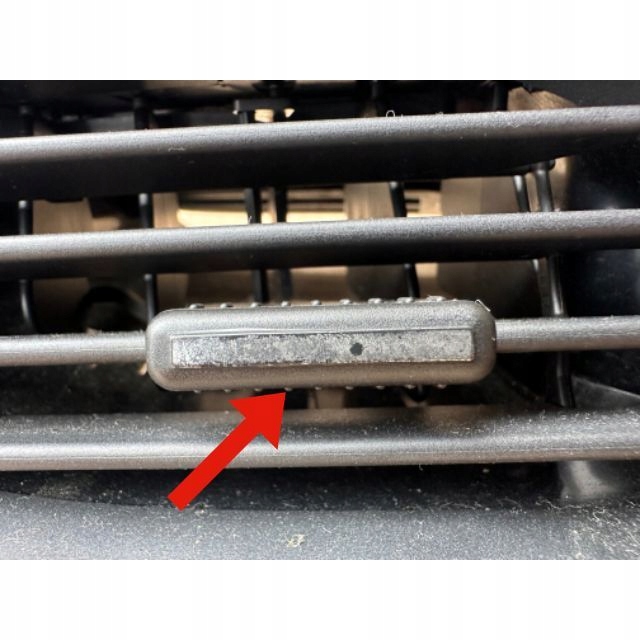 Peugeot 207 lift решётки обдув комплект в Украине