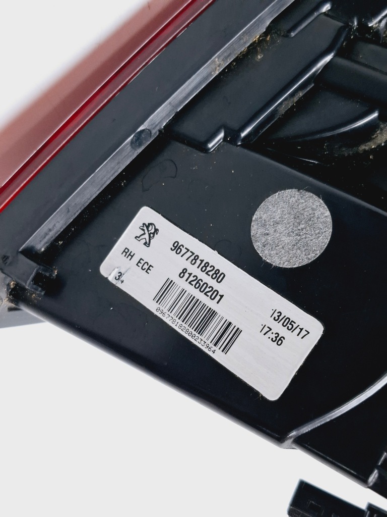 фото №7, Лампа правый задняя крышки peugeot 308 t9 ii 2013- #8510