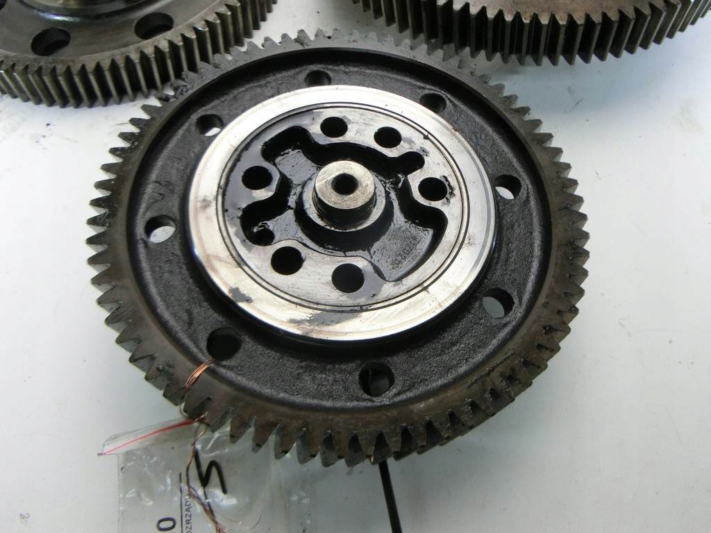 фото №10, Колеса промежуточный распределительного вала volvo fh12 fh 12/460