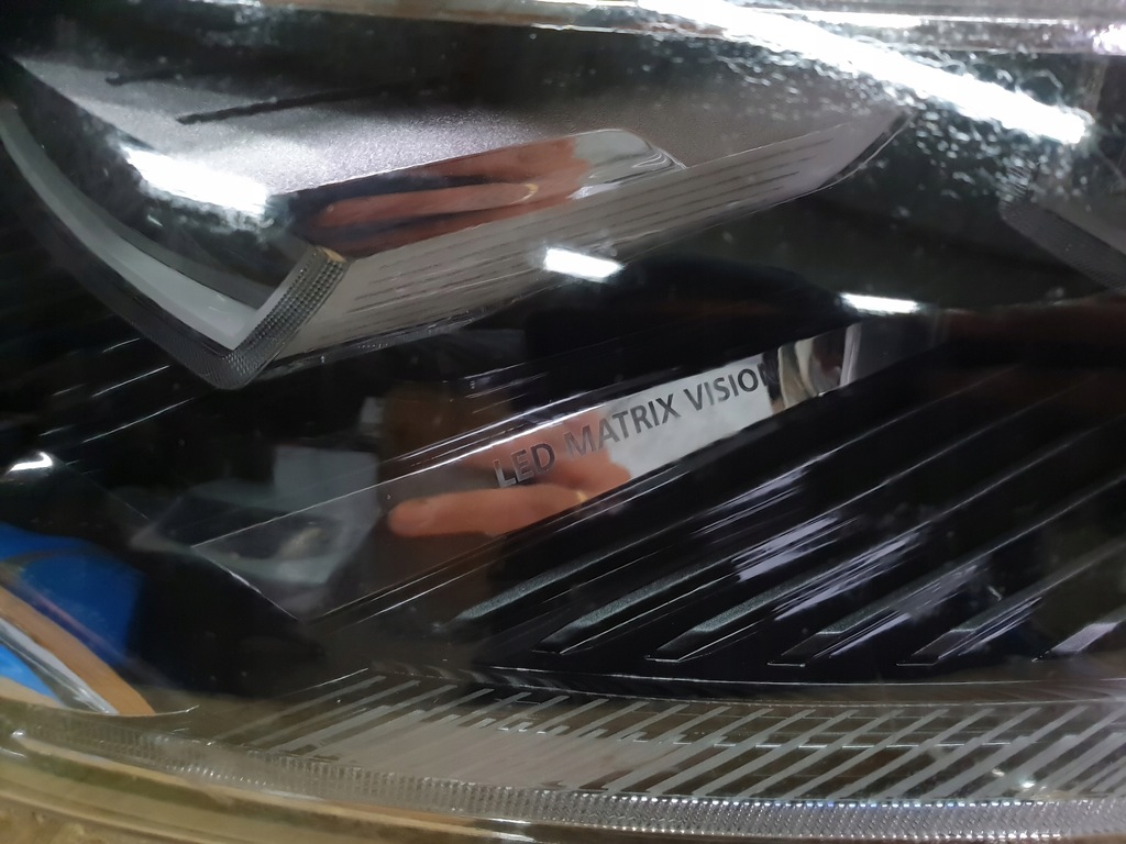 фото №6, Espace v lift лампа левый перед 260601628r matrix