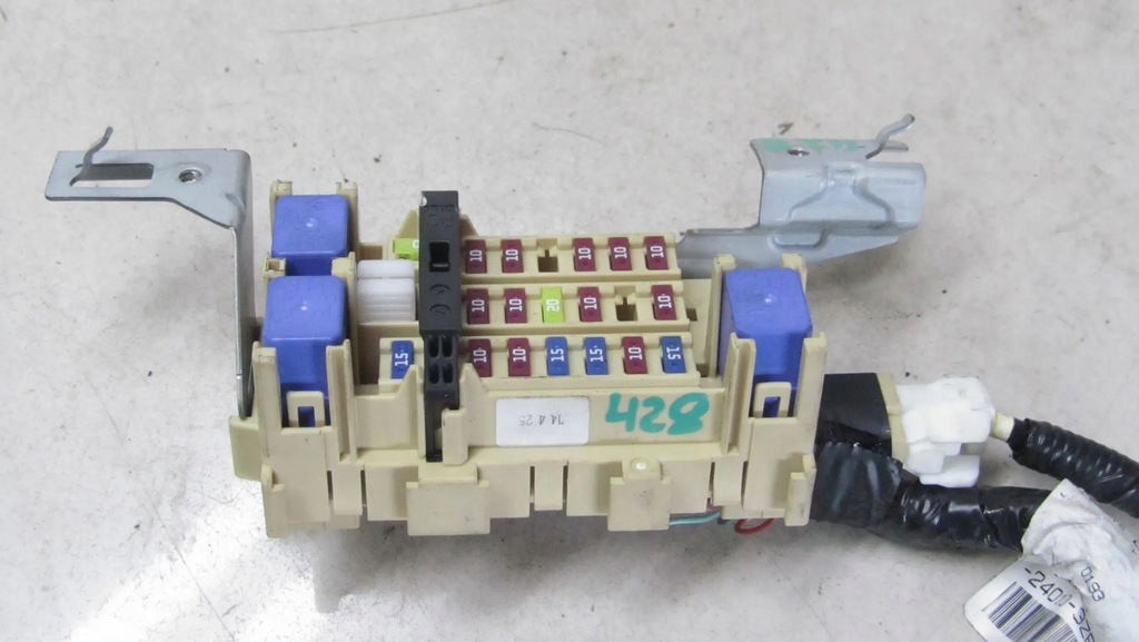 фото №5, Nissan pulsar 1.2 коробка предохранителей 13-18