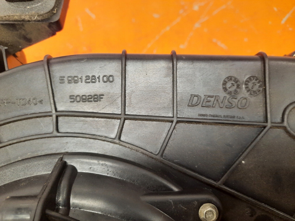 фото №5, Peugeot 807 2.2 hdi 02-07 впуск повітря корпус вентилятор 599128100 eyjc