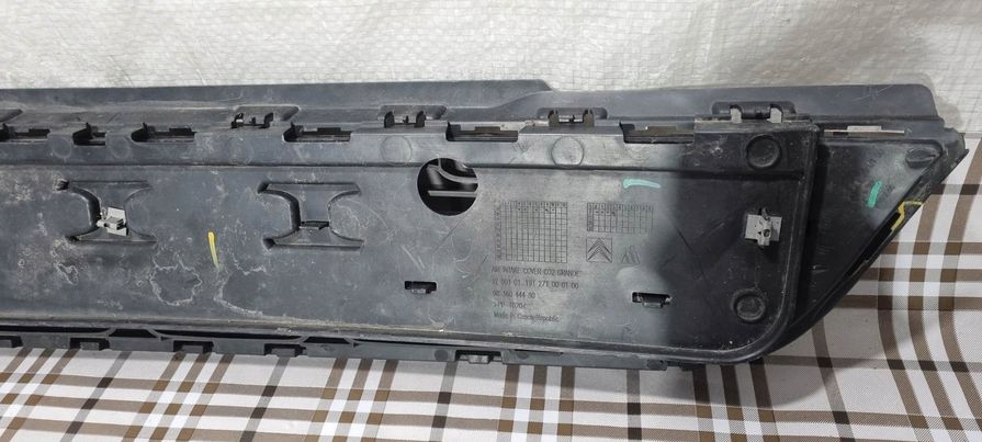 фото №8, Citroen c3 iii 2016- решётка бампера передняя