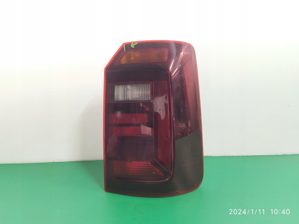 фото №1, Лампа правый задняя vw caddy 2k5 lift 2k1945096