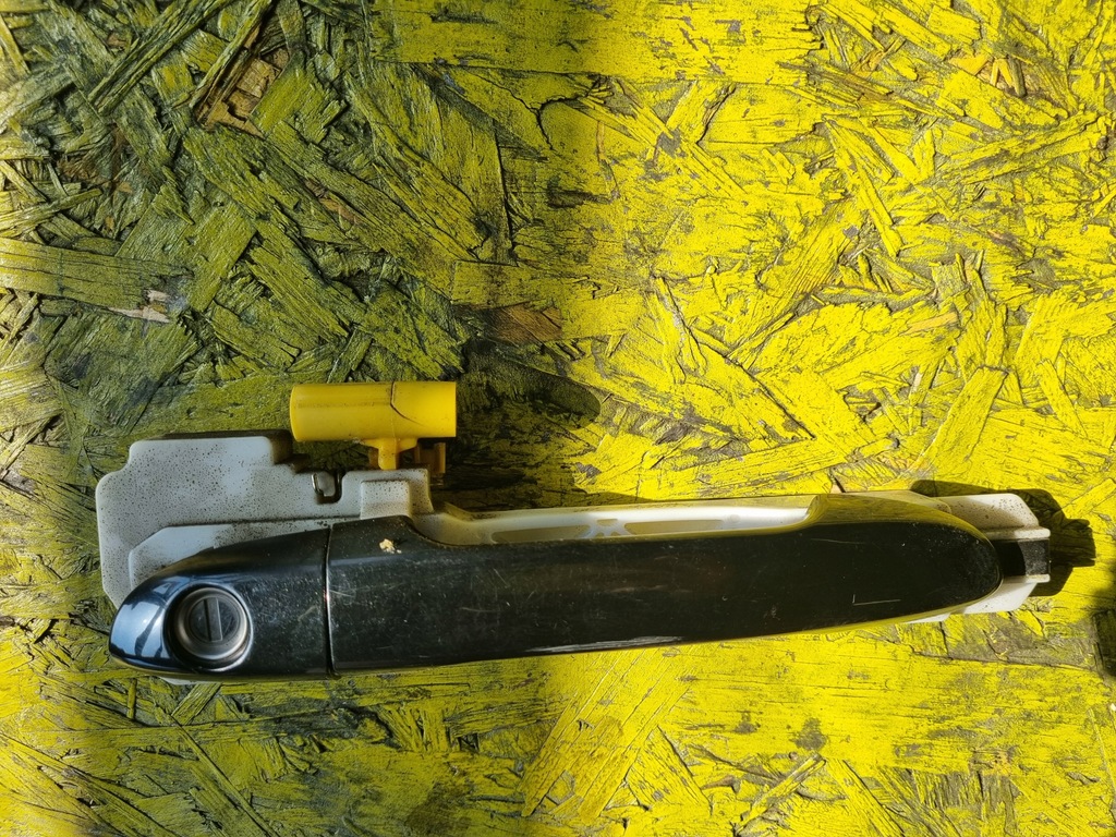 фото №1, Kia cerato 03-06 ручка правый перед eb