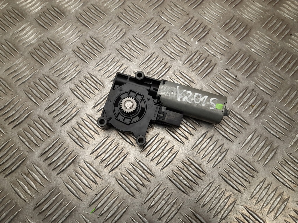 фото №1, Моторчик открывания крыша opel combo e 2020 19991050054a