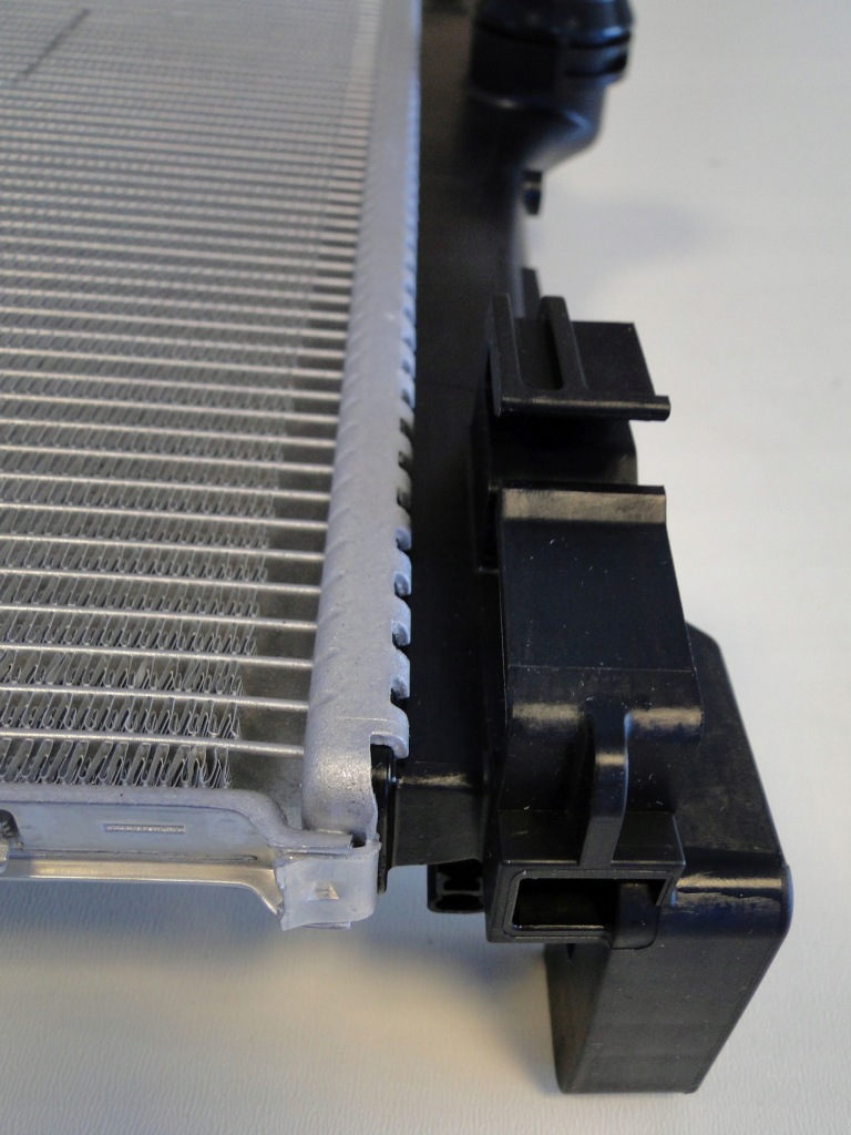 Mercedes радіатор води механічна коробка передач gla h247 glb x247 247 eqa h243 eqb x243 243 в Україні