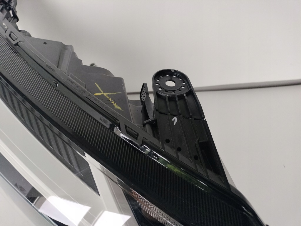 фото №4, Лампа правая фара dacia sandero iii 20- logan jogger full led