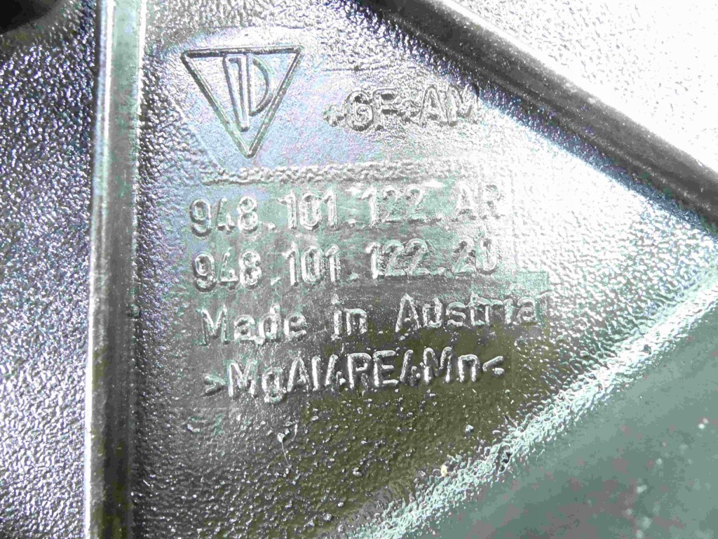 фото №8, Корпус распределительного вала porsche panamera i 970 4.8 v8