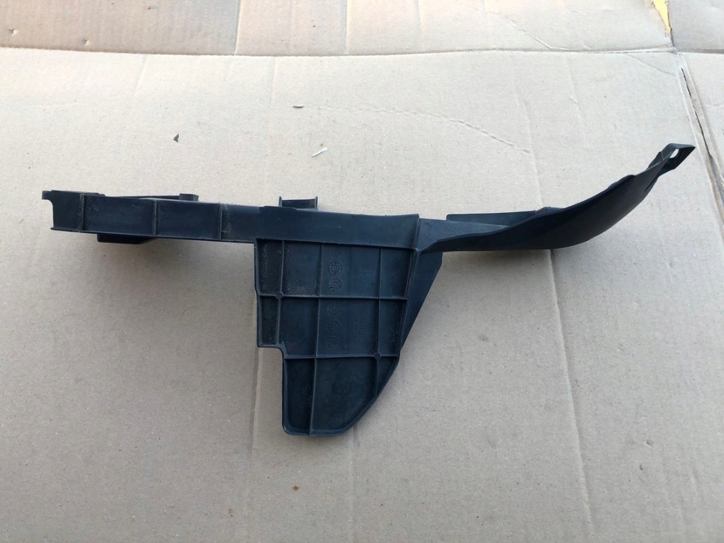 Купити Накладка радіатор поперечина перед 53293-0e010 lexus rx 2