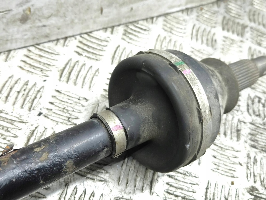 фото №6, Maserati levante 2017 ліва сторона привідний вал задня