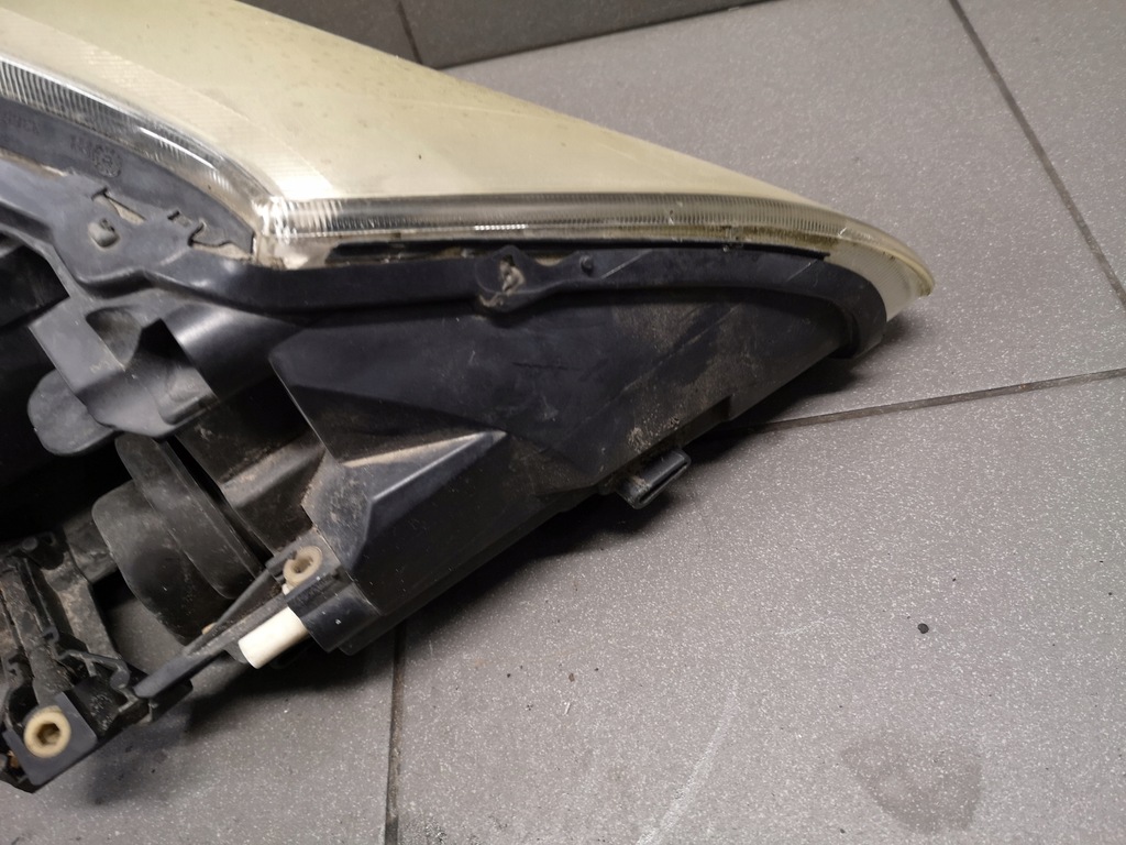 фото №11, Лампа левый перед bixenon porsche cayenne uk