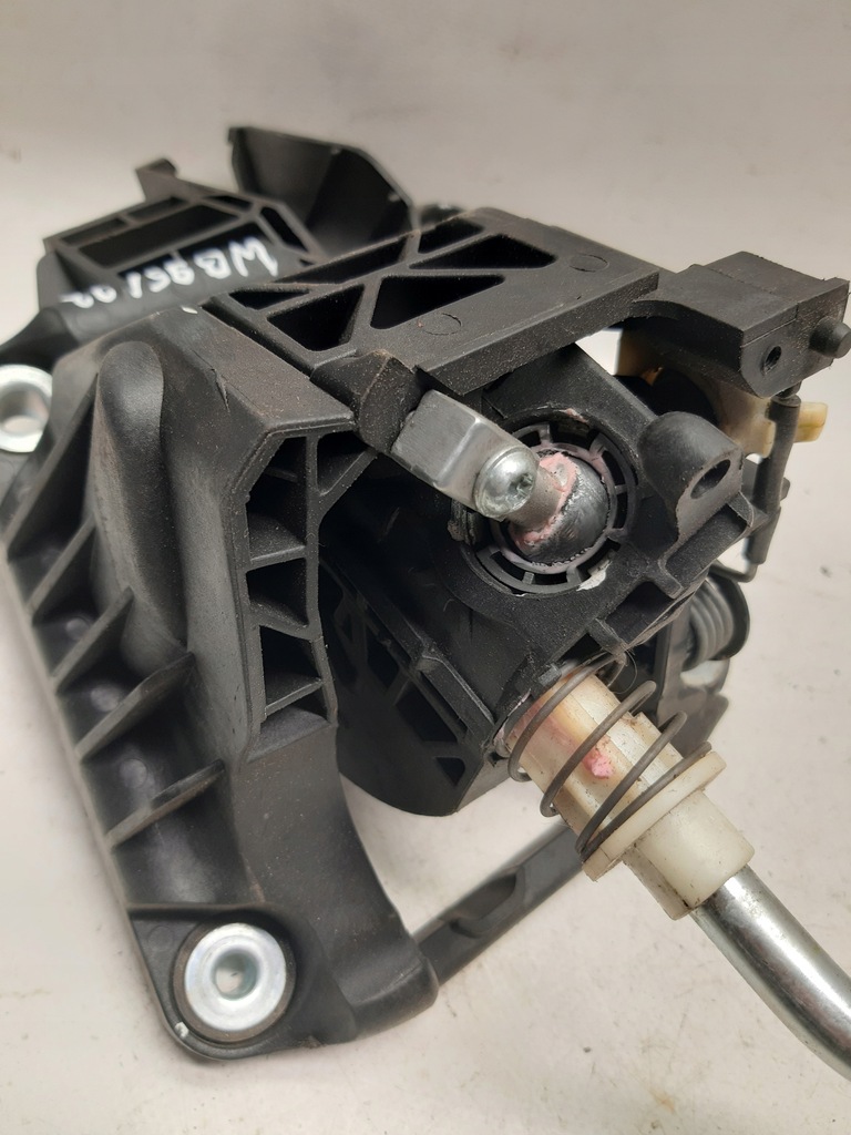 фото №11, Выборщик домкрат передач mercedes w201