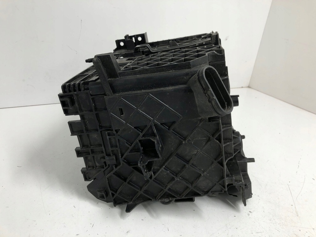 фото №7, Opel vivaro 2016 основание / корпус аккумулятор