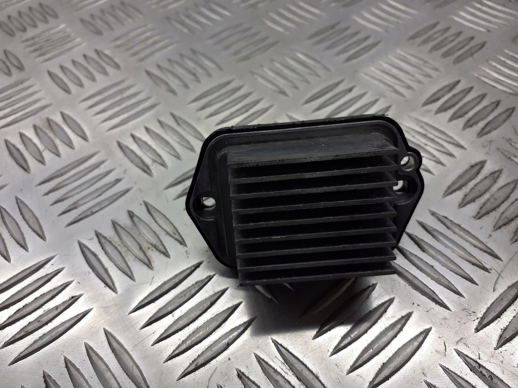 фото №1, Резистор резистор вентилятор mazda 6 pm010010b