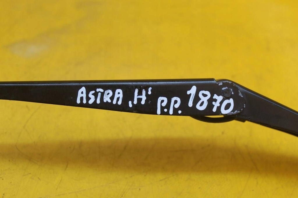 Рычаг дворники правый перед opel astra h 13111220lh Цена