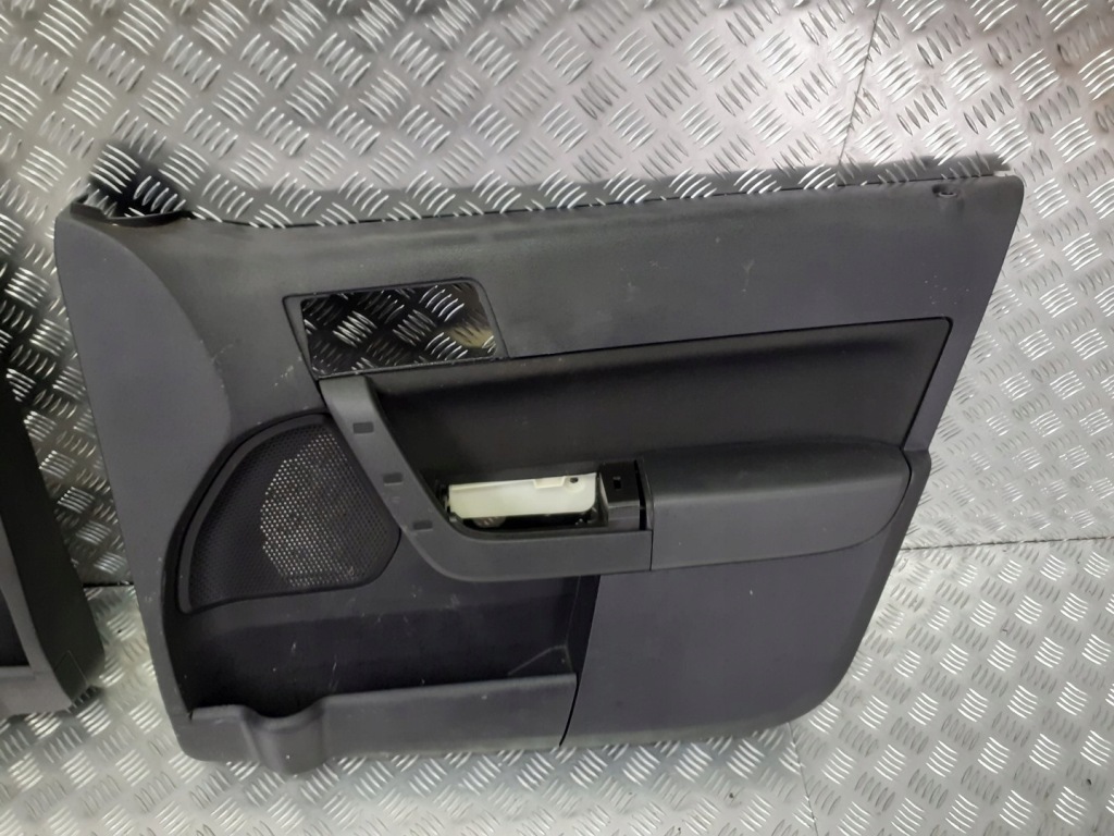 фото №6, Сиденья заднее сиденье комплект + обшивки ford focus mk2 usa 2.0 16v