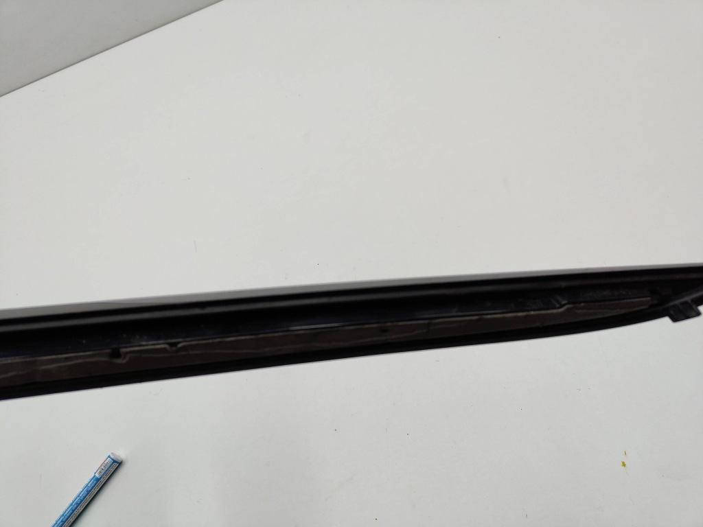 Audi a6 c8 универсал молдинг крышки правый задний  4k9854872 с Разборки