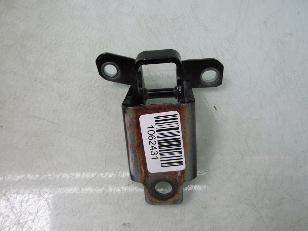 фото №1, Mazda 3 bp iv 19r петля дверь правый перед передний dół нижний правых 41w