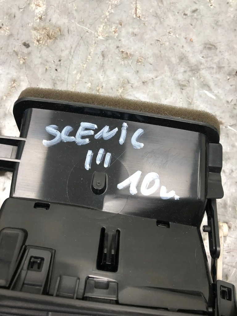 фото №6, Ґрати обдув середній renault scenic iii 682600031r