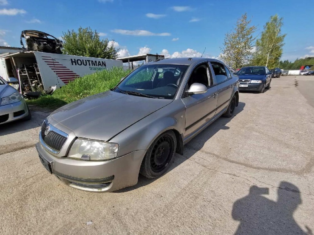 Skoda superb стартер 2007 2.0l 1005831442 Зі Шроту