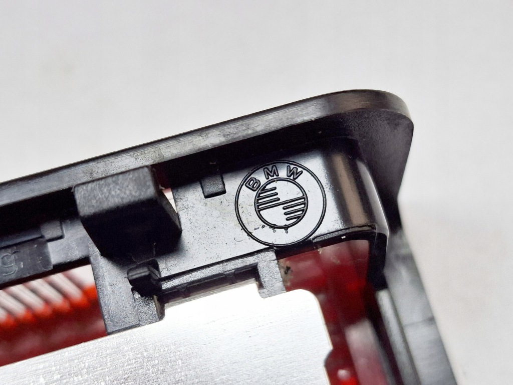 Лампа освітлення кришки багажника bmw e39 e46 e61 e65 e91 f01 f10 x3 e83 в Україні