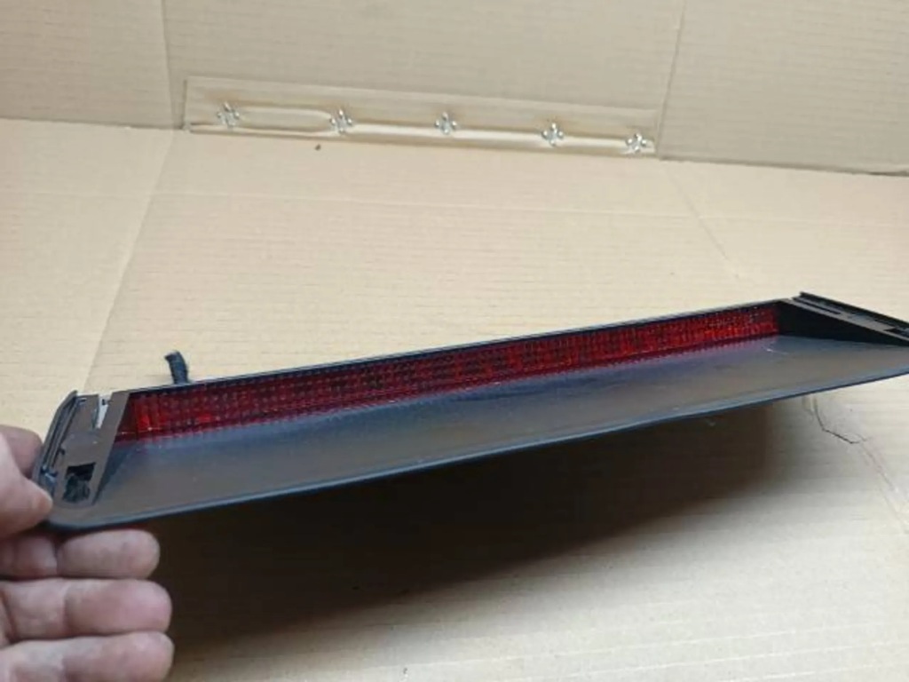 фото №2, Третий свет стоп стоп-сигнал skoda rapid seat toledo iv 5jh945097b