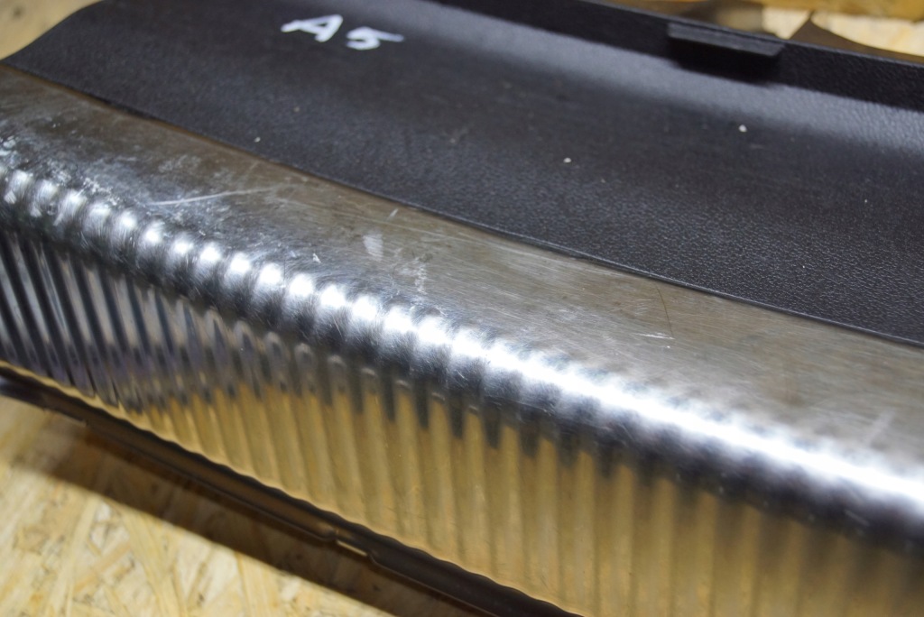 фото №7, Защита поперечина порог багажника 8t8864513 a5 sportback