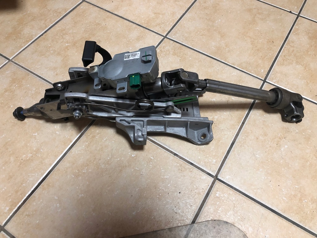 фото №10, Колонка рулевая p31340179 volvo v70 iii europa