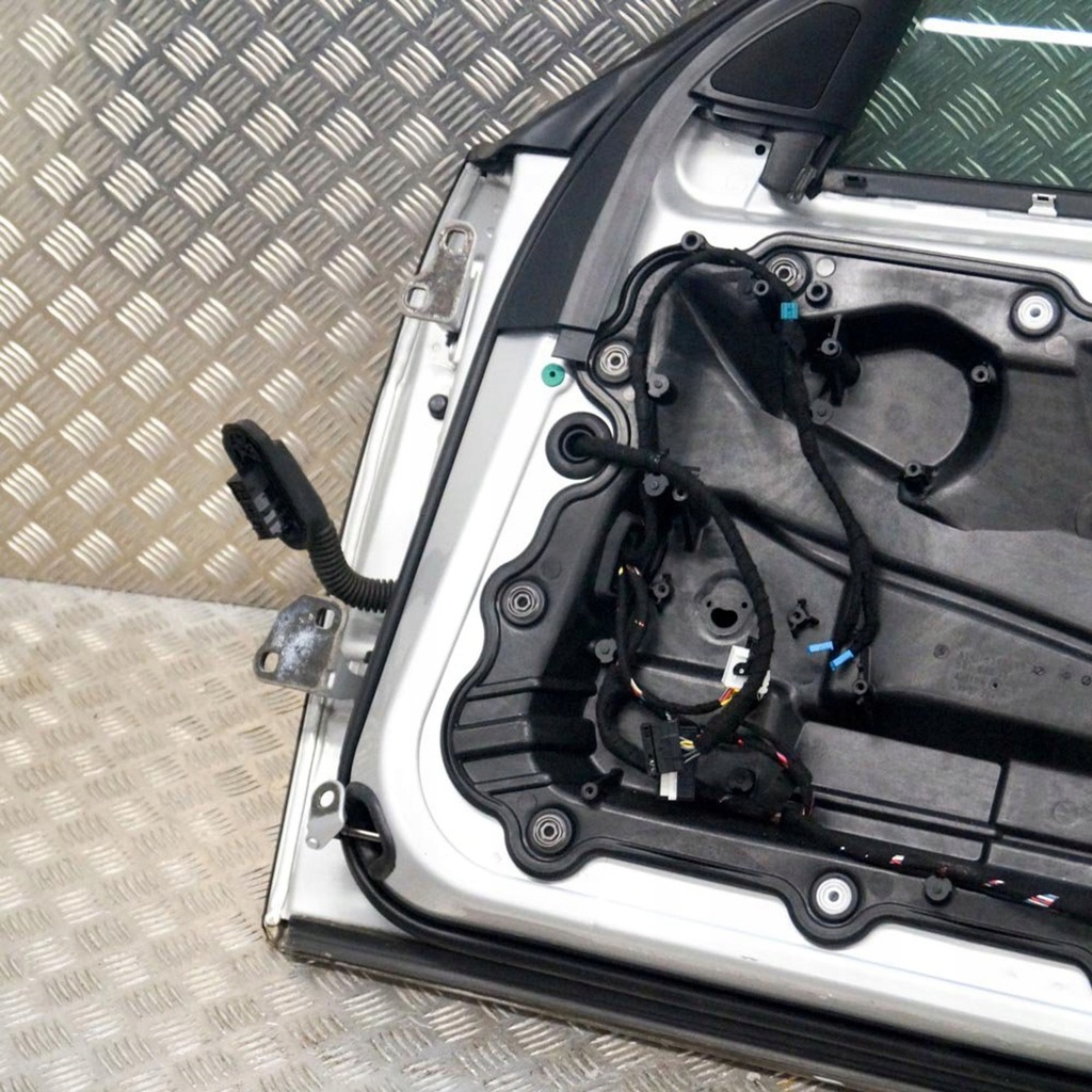 фото №6, Bmw 7 e65 e66 2006 перед сторона права двері передні