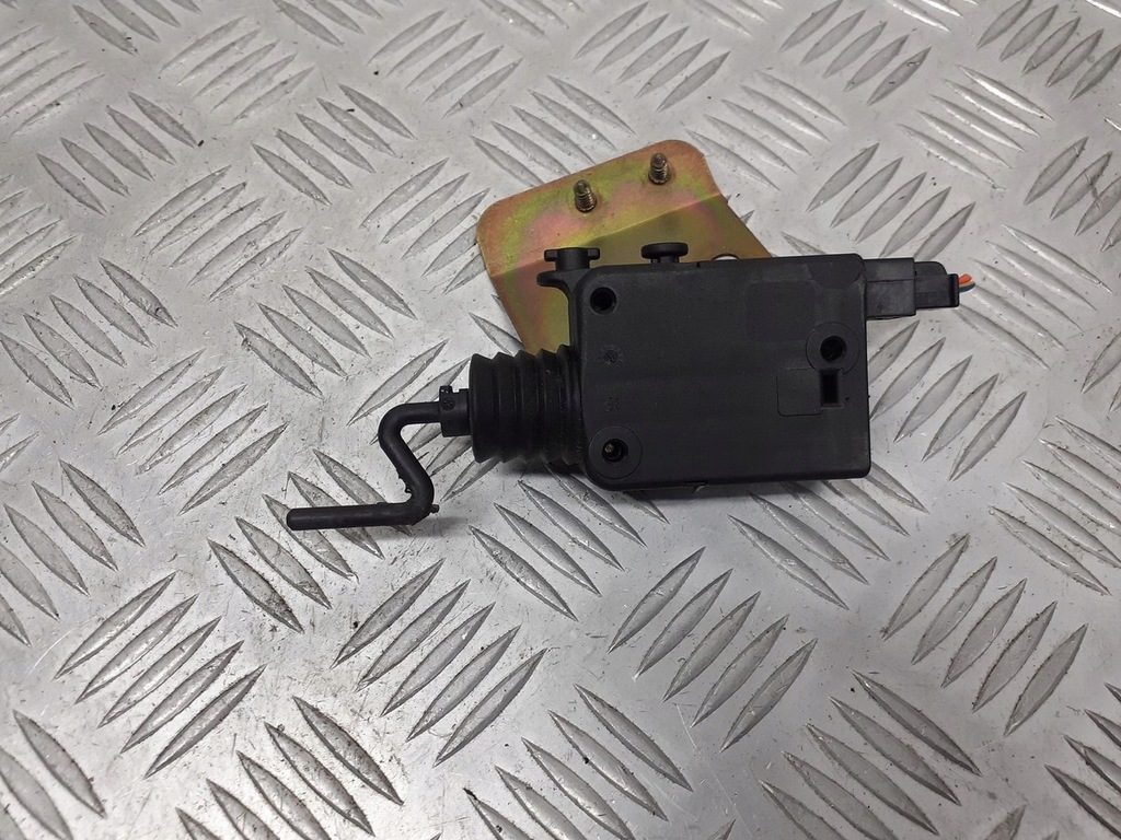 фото №1, Привід кришка пального saab 9-3