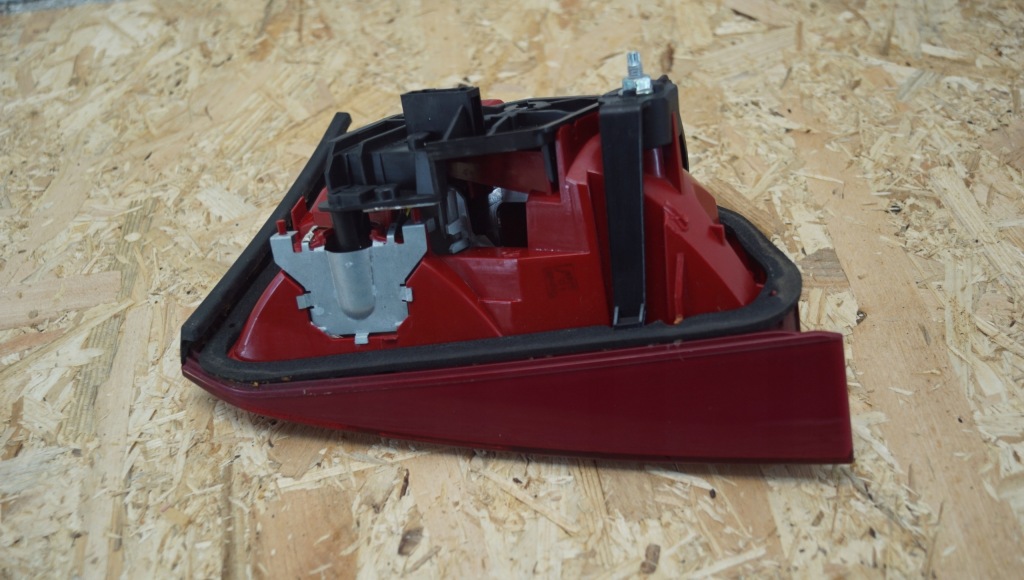 Фара праві задній audi a4 b8 седан led 8k5945094k Зі Шроту