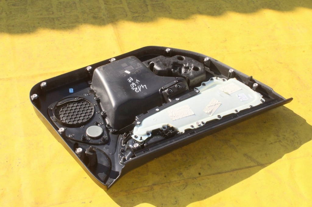 фото №9, Обшивка дверь правый перед volvo v60 kombi toffi