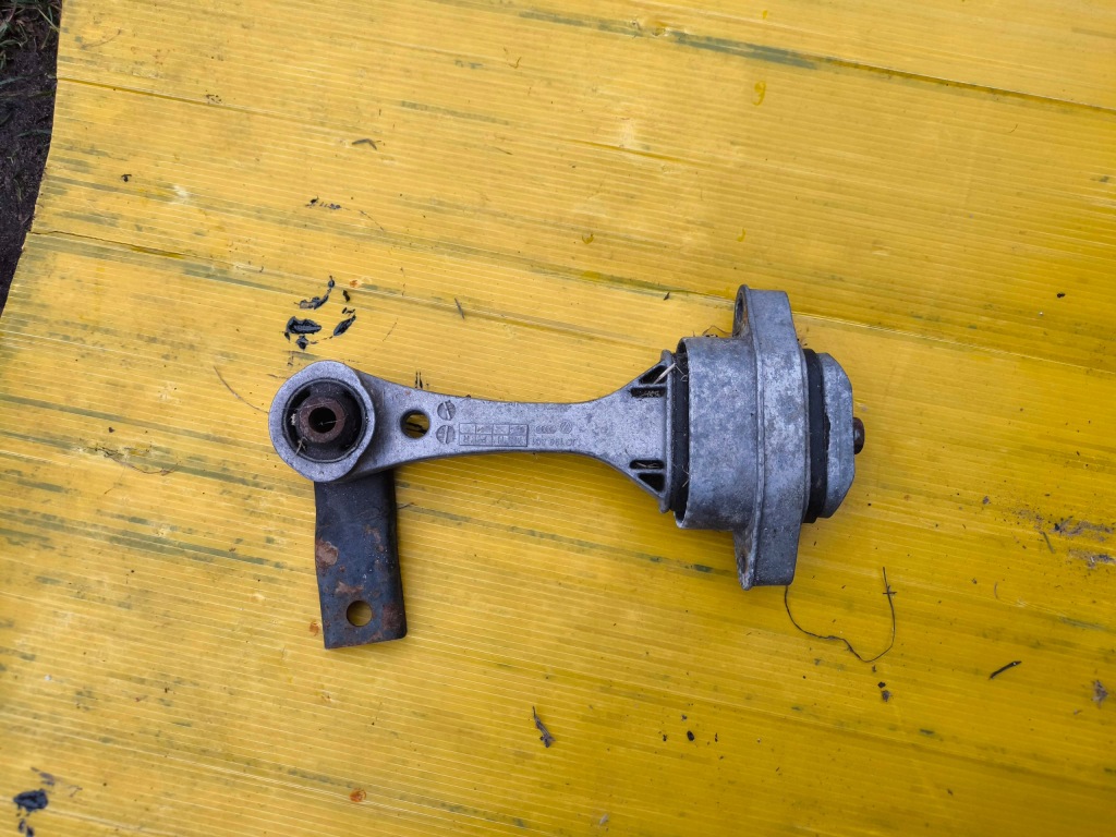 Купить Кронштейн двигателя audi a3 s3 8l 1j0189851