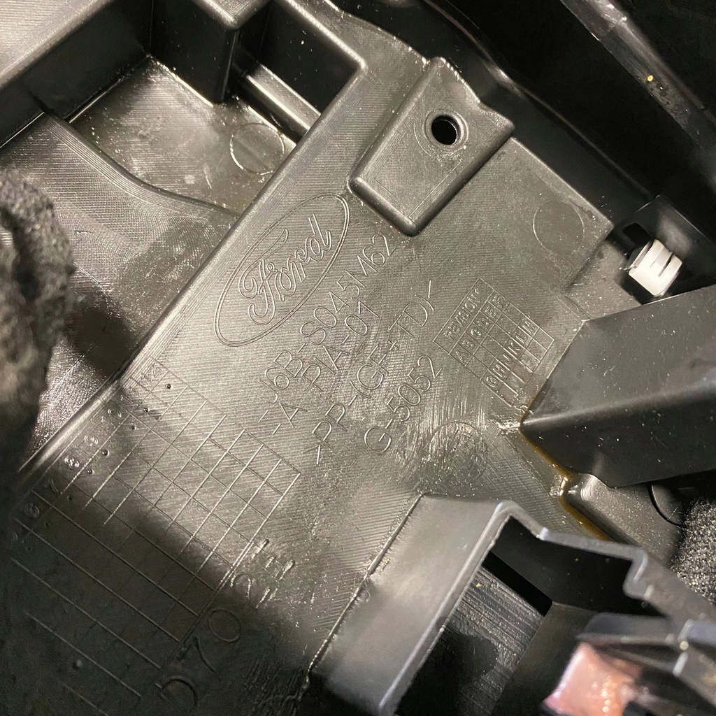 фото №14, Ford escape iv 2022 туннель средний