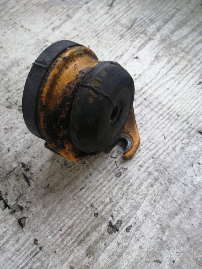 фото №1, 4138 подушка кронштейн двигуна fadroma універсальна