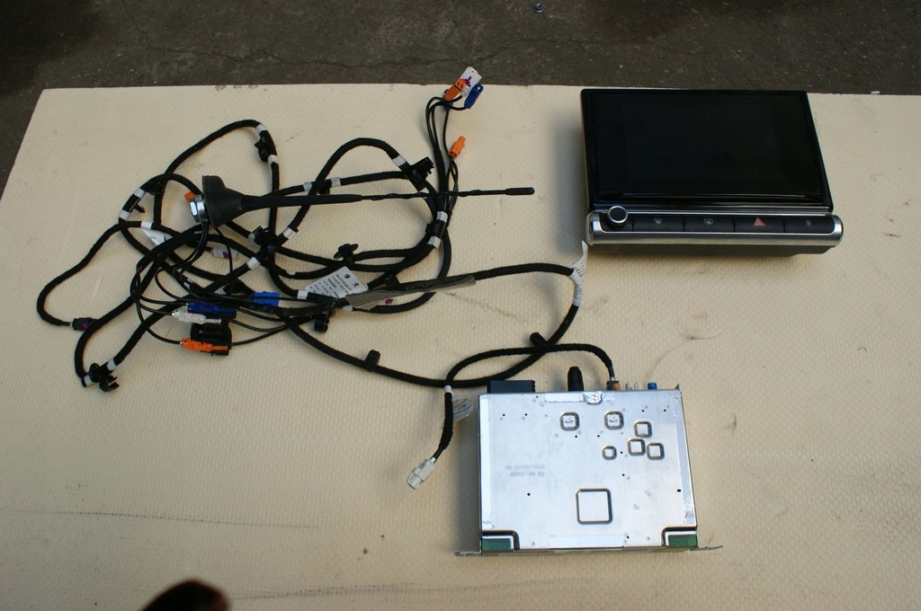 фото №1, Citroen c3 iii радио большой дисплей комплект